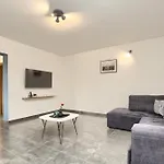 House Ulika Feriehus Pula