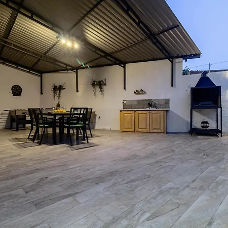 Ulika Holiday home Pula