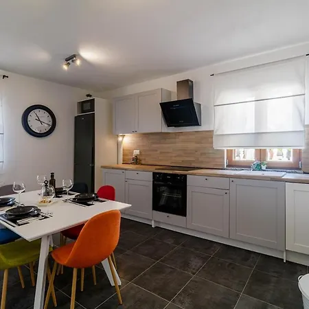 House Ulika Ferienhaus *