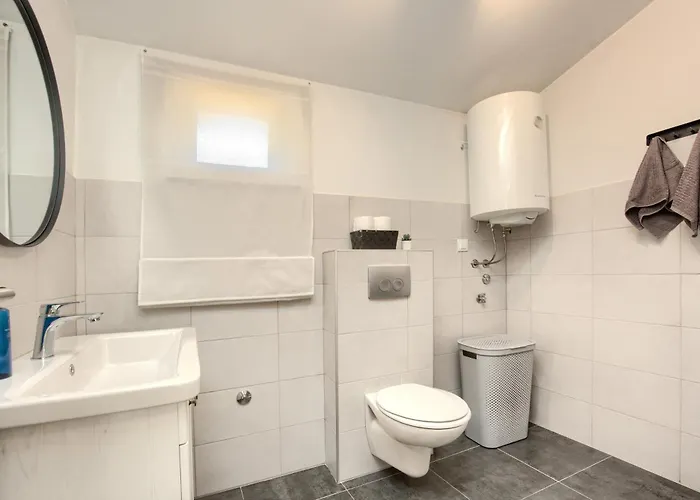 בית נופש House Ulika