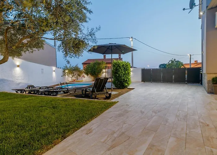 בית נופש House Ulika *