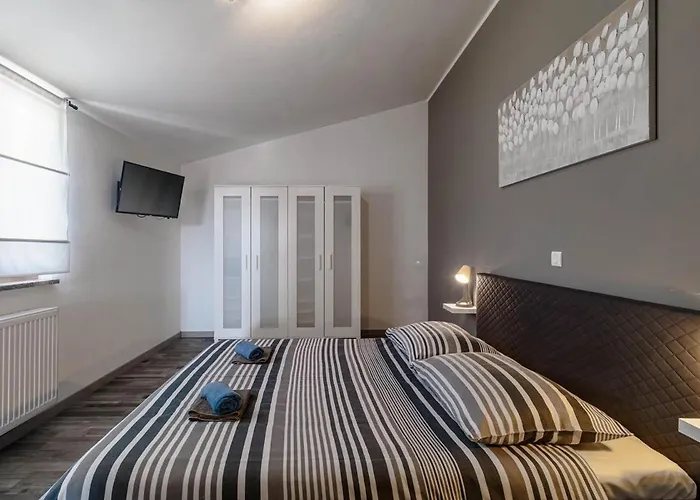 House Ulika בית נופש פולה