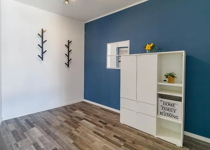 בית נופש House Ulika פולה